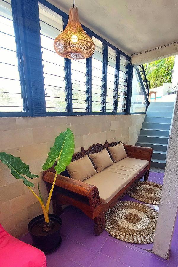 Hustay Guest House - Canggu Exterior photo
